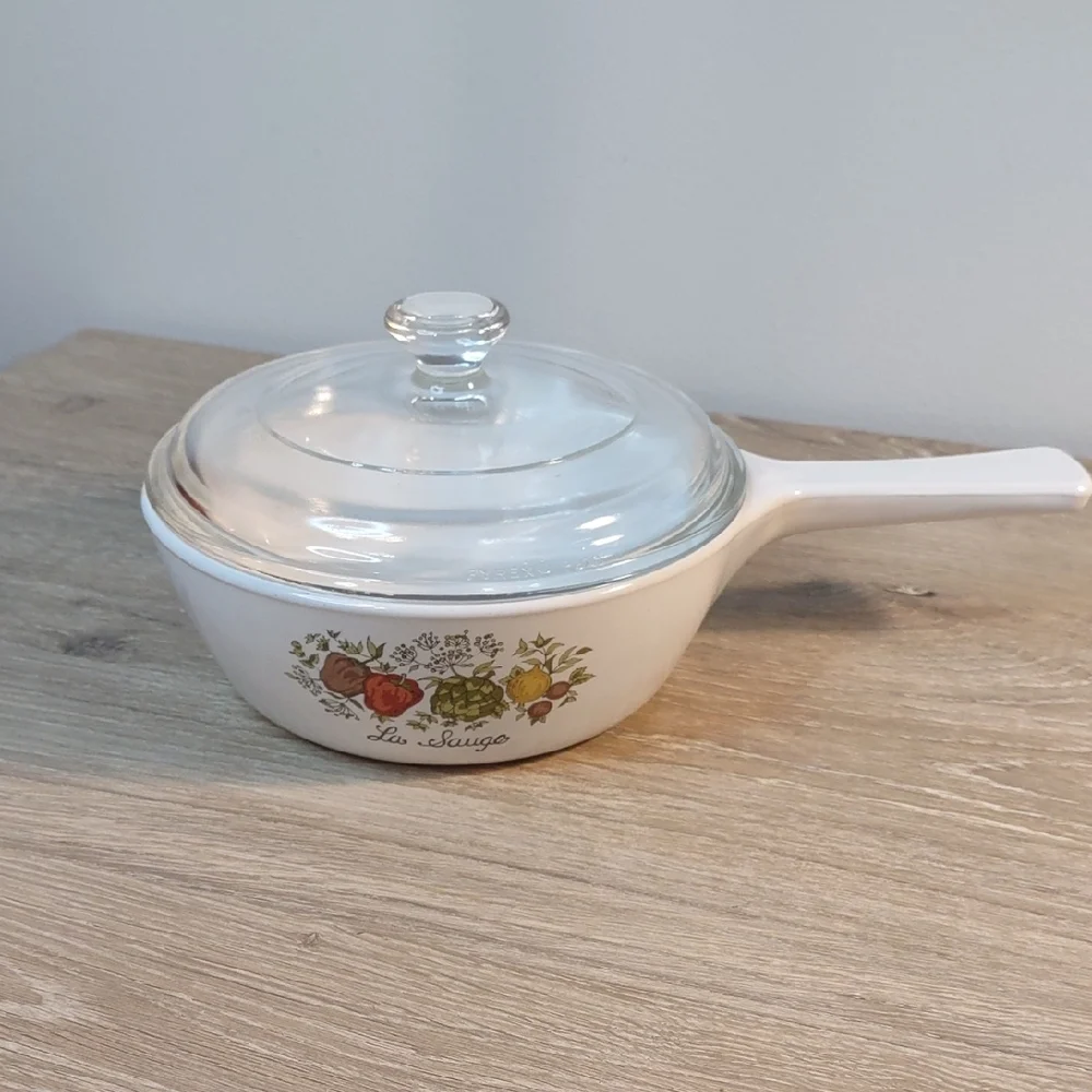 Corning Ware P-81-B La Sauge Covered 1 Pint Sauce Dish Vintage Spice O' Life